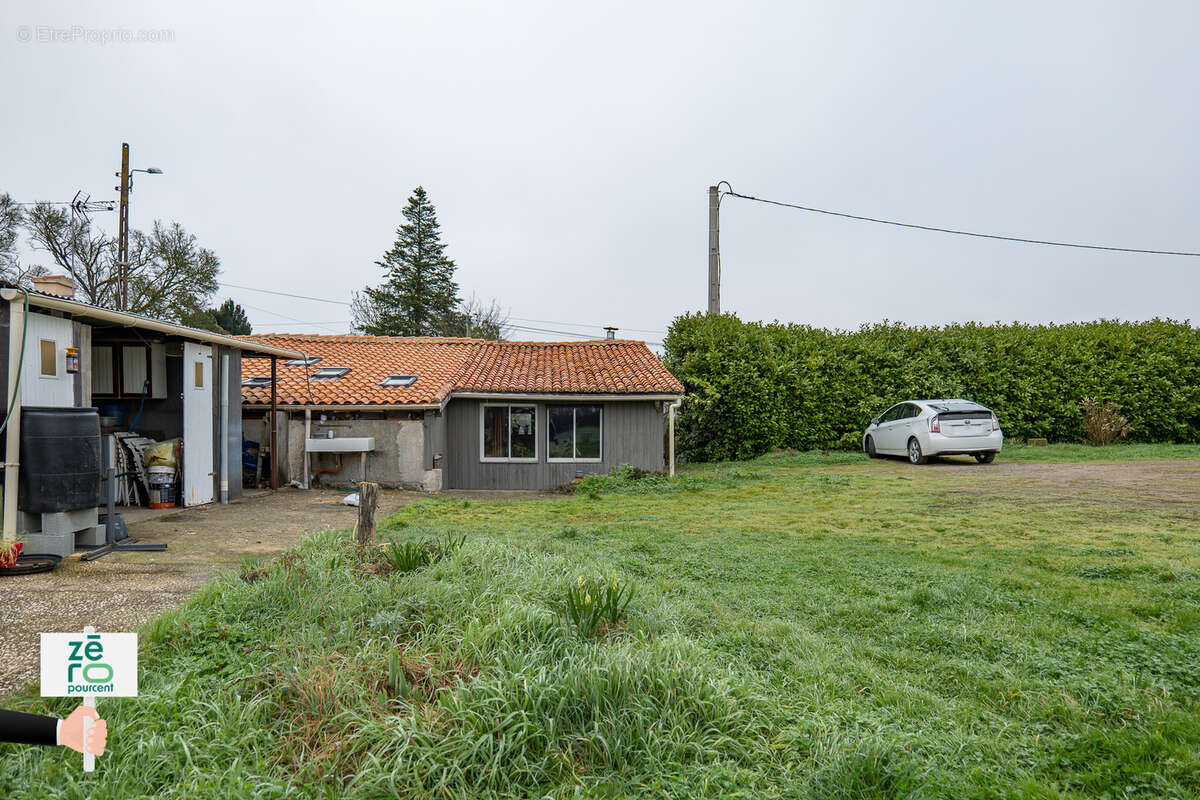 Maison à LAIROUX