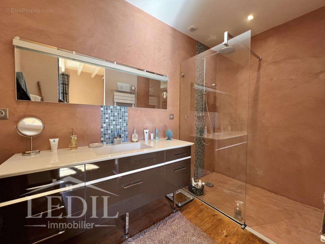 Maison à CASTELJALOUX