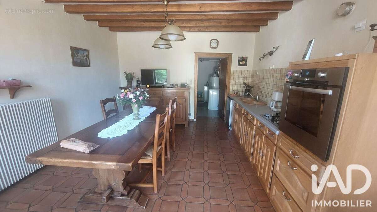 Maison 128 m² à Saint-Georges-Sur-La-Pree  - photo 3