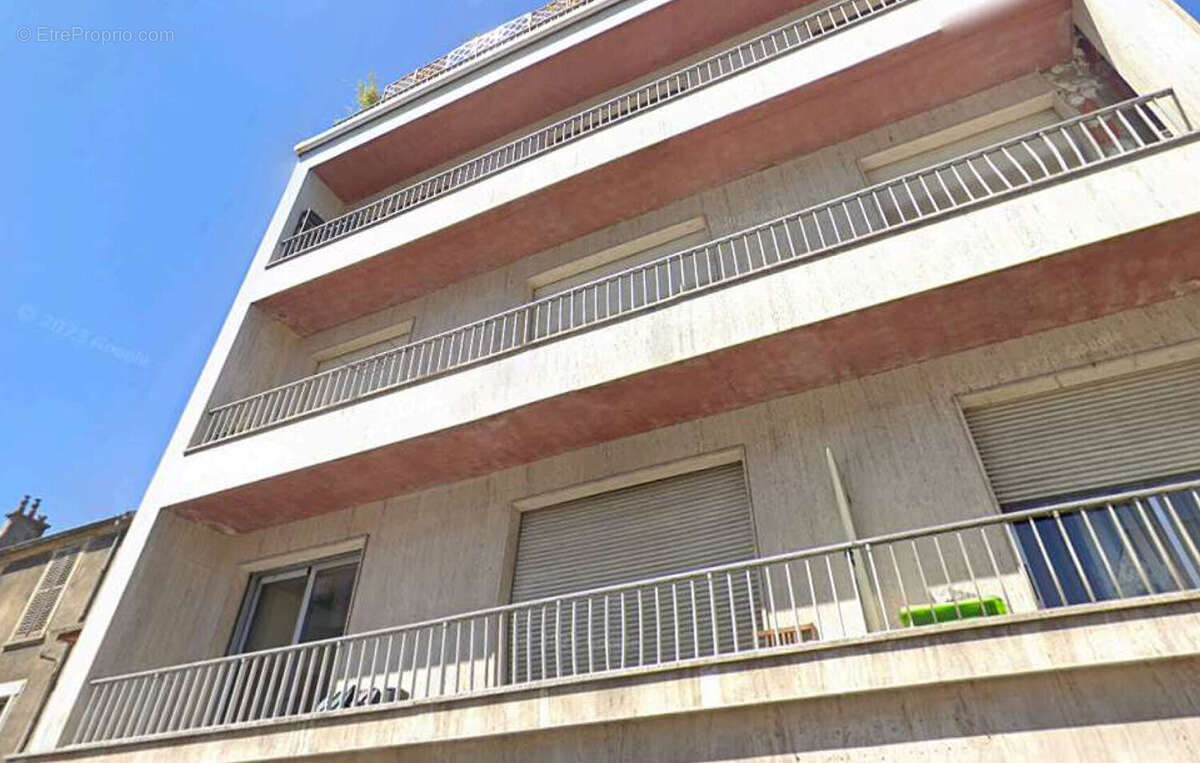 Appartement à AUBERVILLIERS