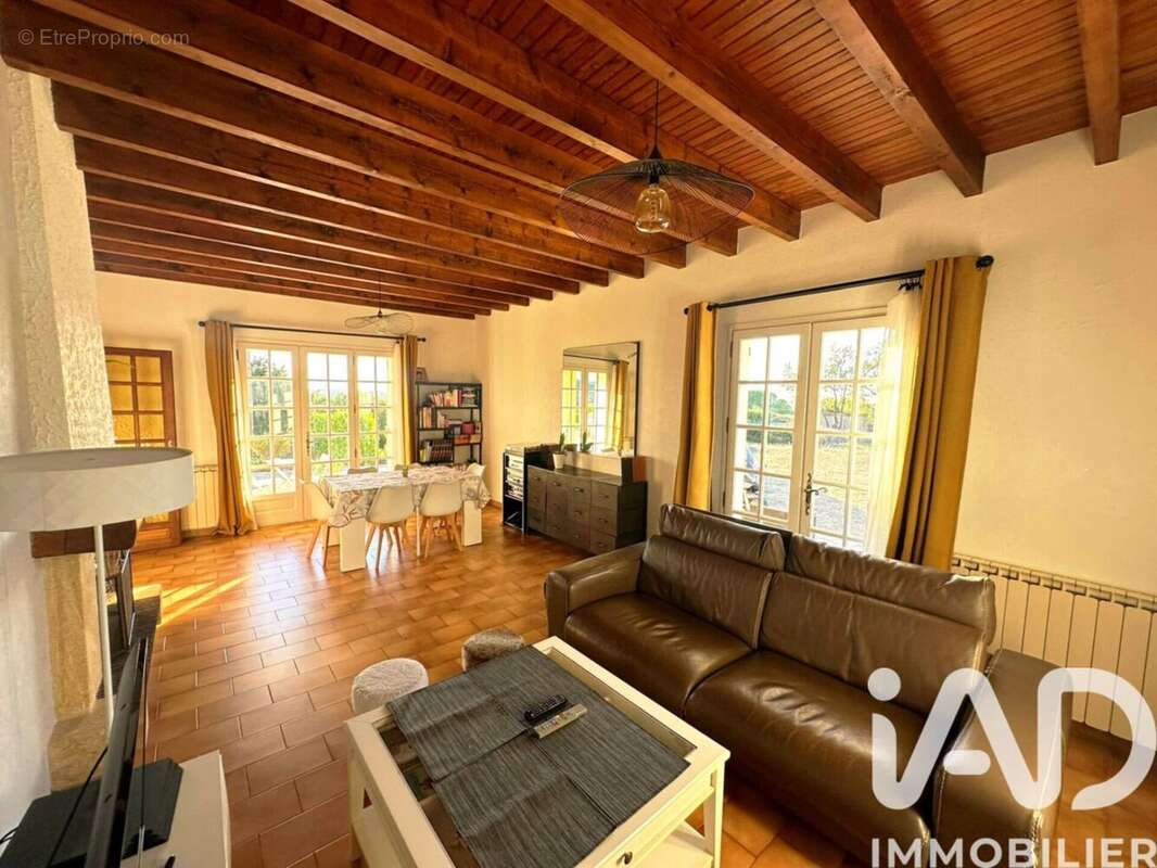 Photo 5 - Maison à POUZOLLES