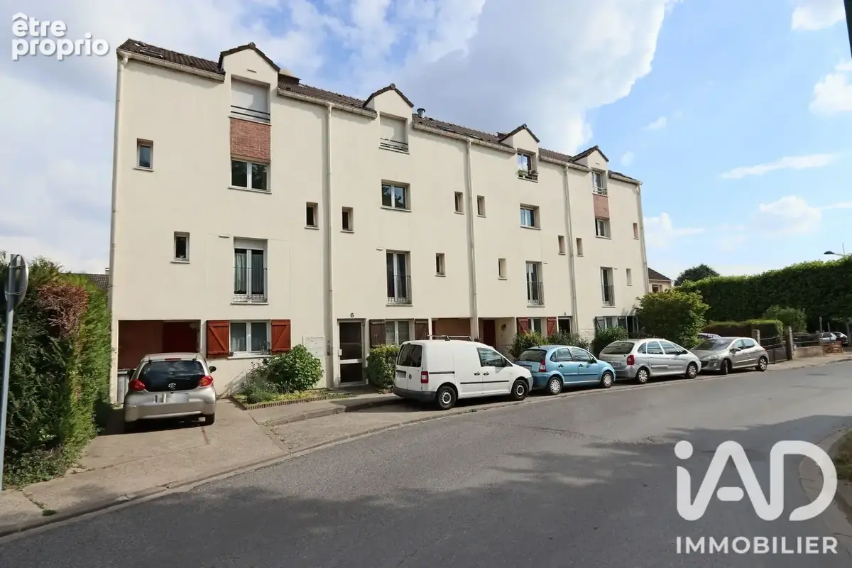 Photo 1 - Appartement à EZANVILLE