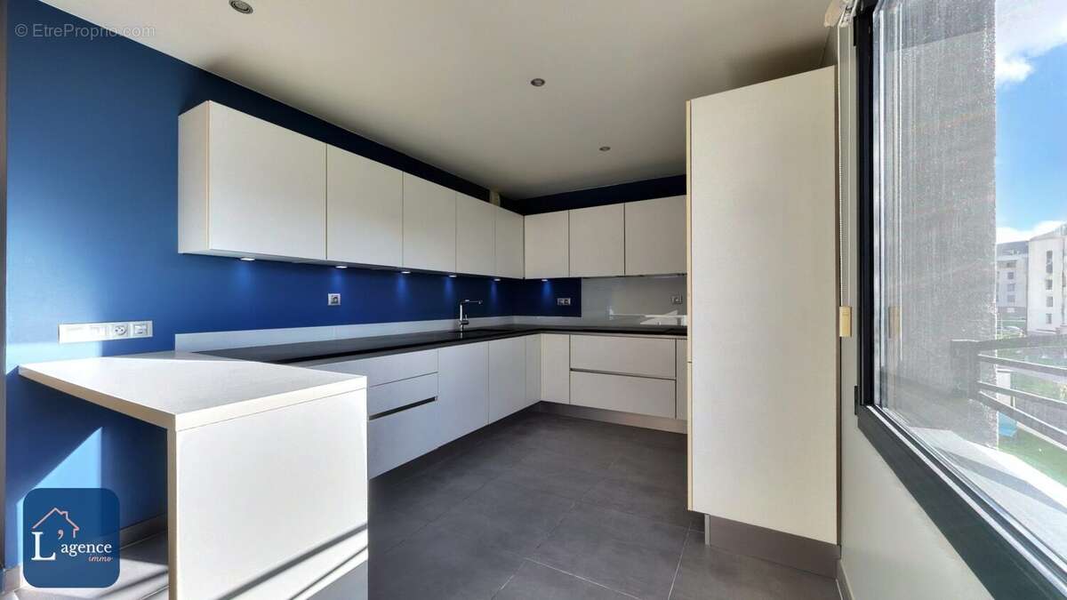 Appartement à SAINT-GENIS-POUILLY