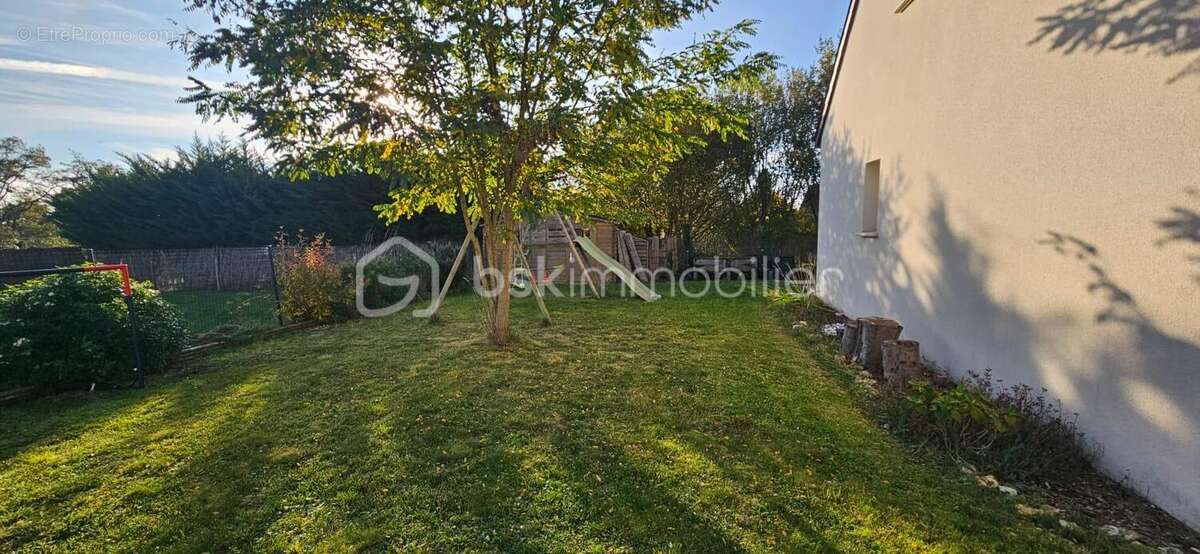 Maison à CINQ-MARS-LA-PILE