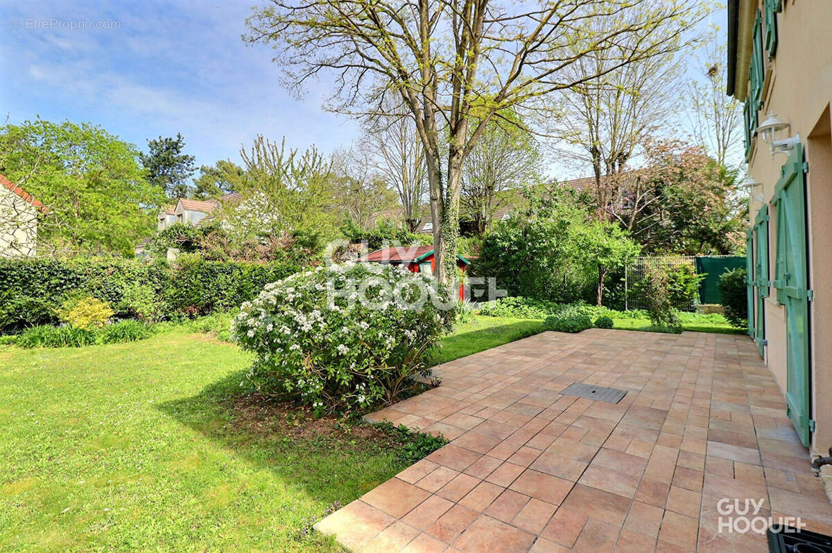 Maison à SAINT-MICHEL-SUR-ORGE