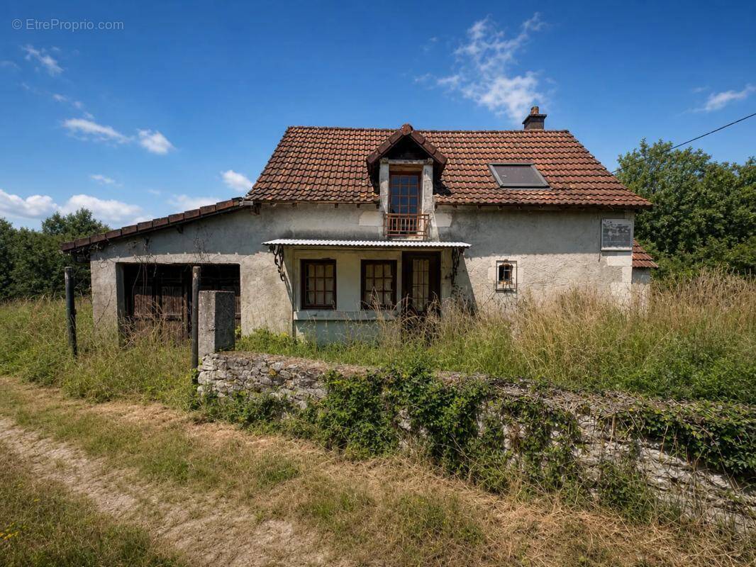 Maison à CLERE-DU-BOIS
