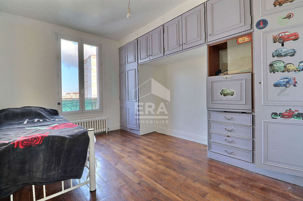 Appartement à AUBERVILLIERS