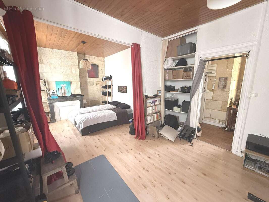 Appartement à BORDEAUX