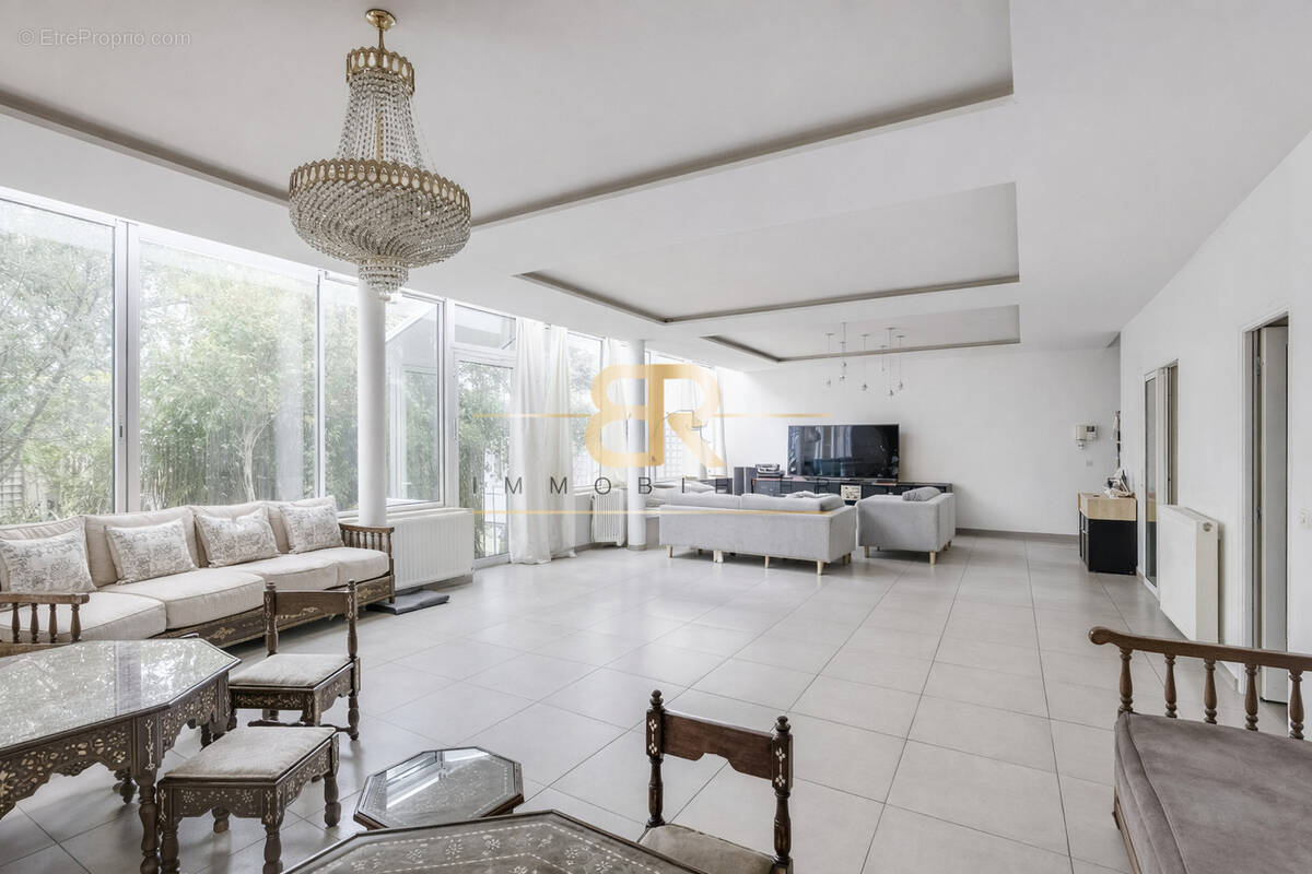 Maison à COLOMBES