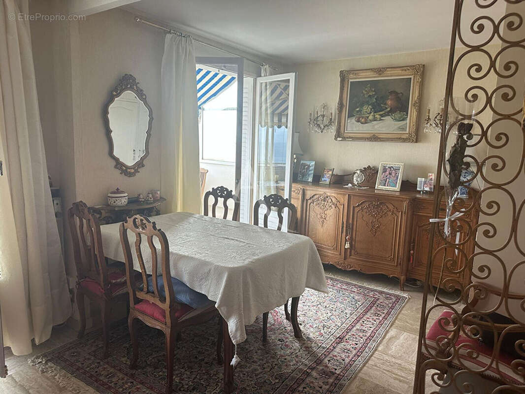 Appartement à CANNES