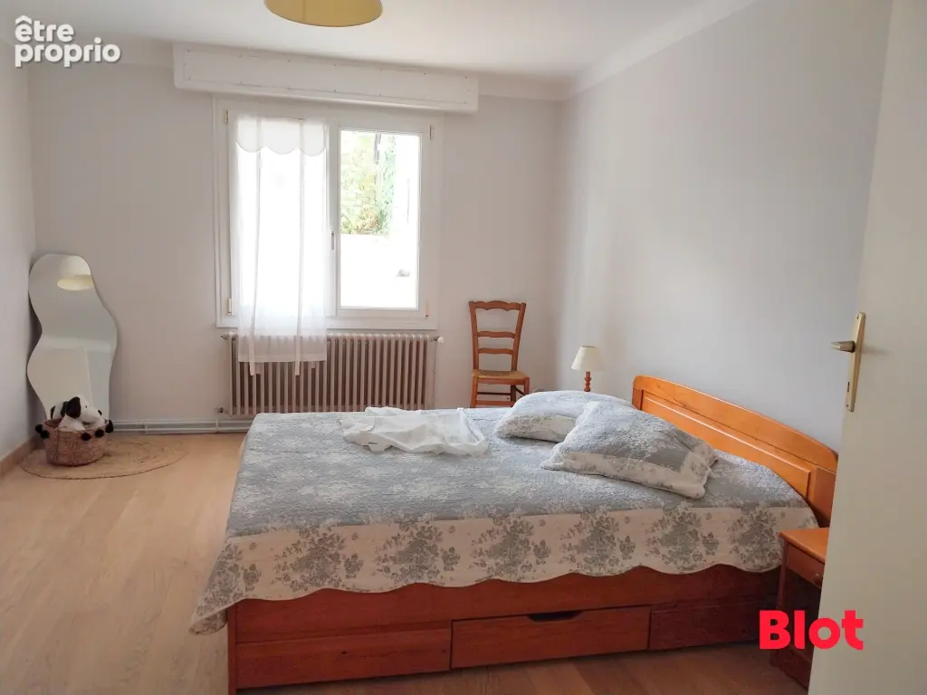 Appartement 81 m² à Saint-Malo  - photo 4