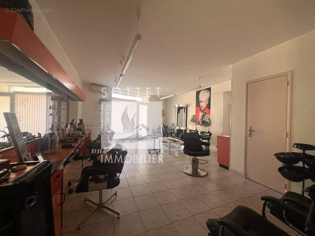 Maison à SUZE-LA-ROUSSE