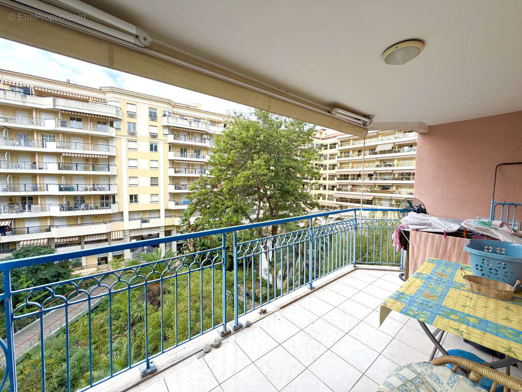 Appartement à MENTON