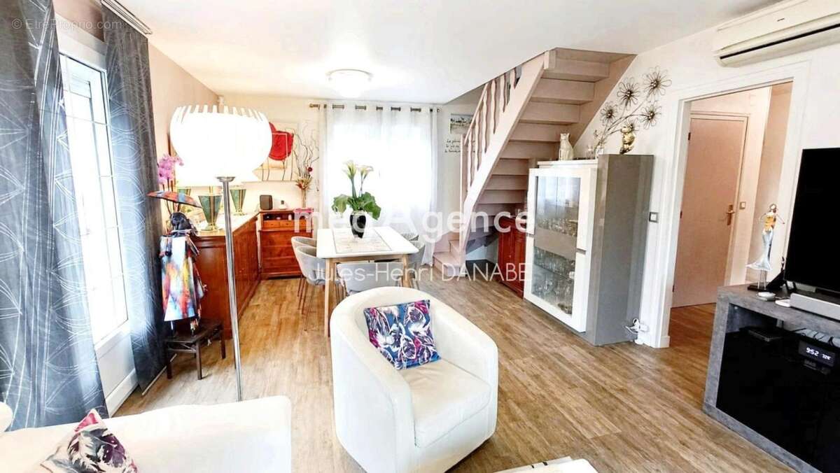 Maison à SENS