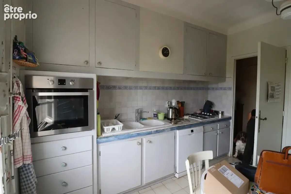 Grande maison 7P , Atelier , 2 Garages , Combles et Appartement  sur Terrain de 600 m2 - photo 7