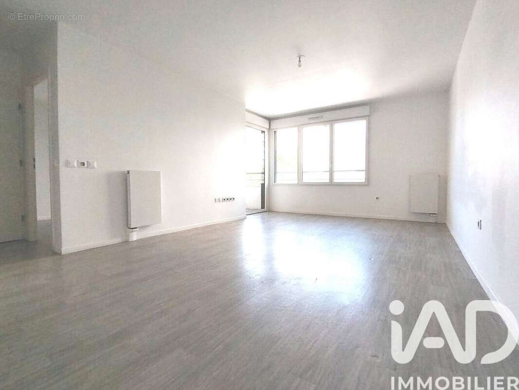 Photo 5 - Appartement à LES ULIS