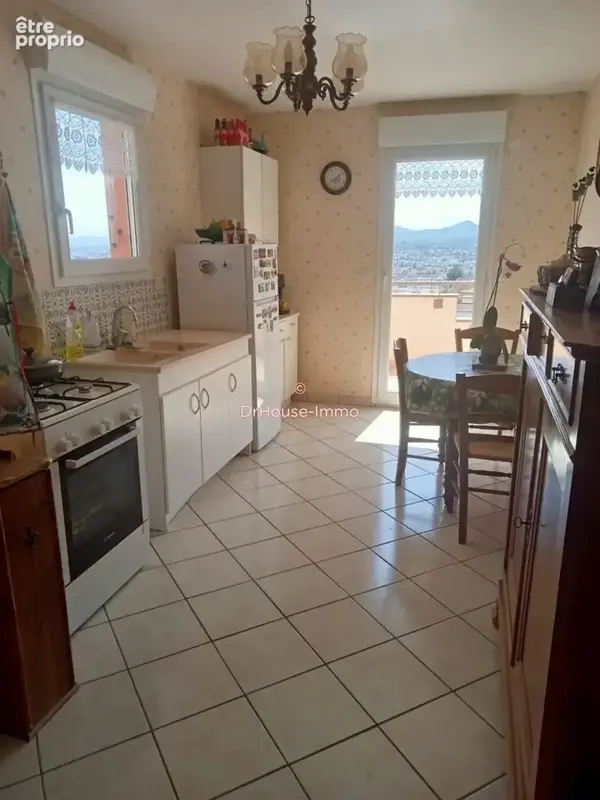Appartement 4 pièces 104 m² à vendre à Clermont-Ferrand (63100) - photo 27