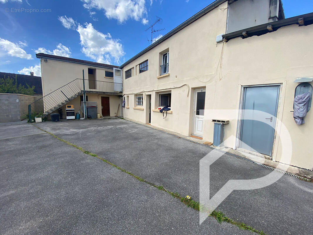 Appartement à VENETTE