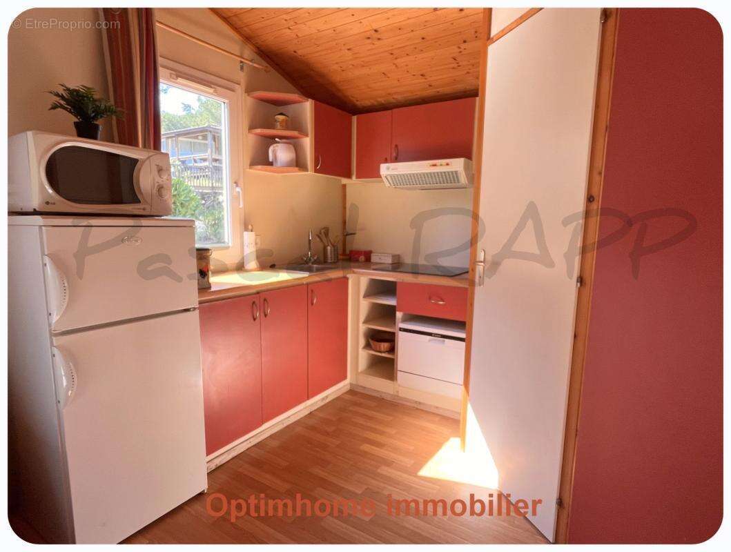 Maison 35 m² à Agde  - photo 4