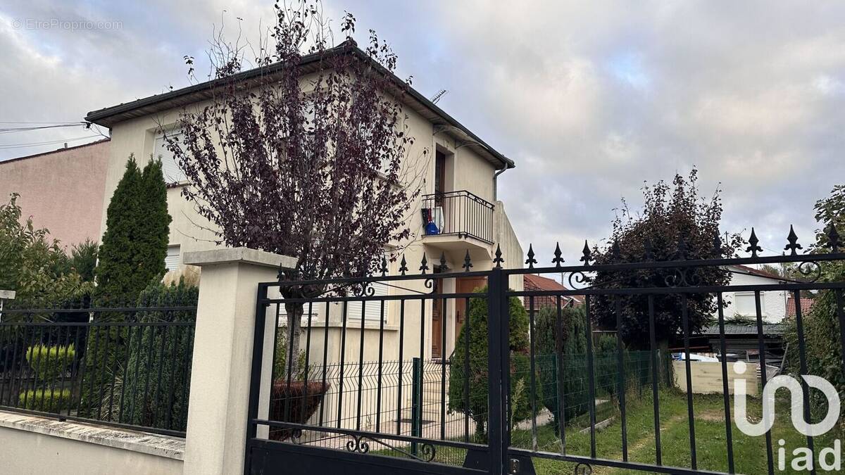 Photo 1 - Maison à CHAMPIGNY-SUR-MARNE