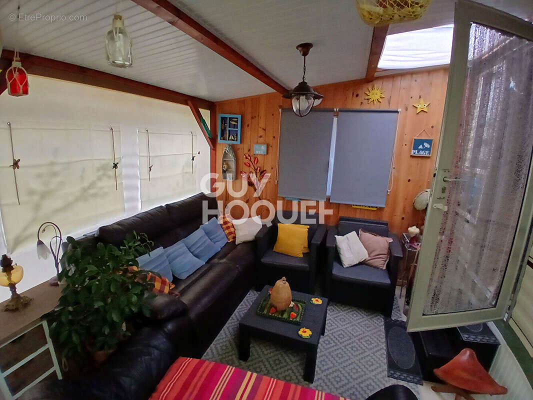 Terrain à SAINT-PIERRE-D&#039;OLERON