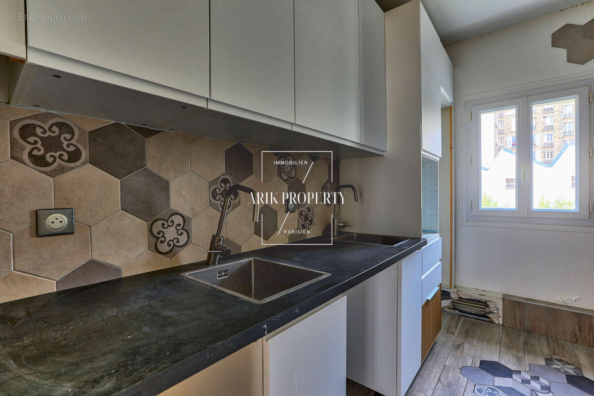 Appartement à CHARENTON-LE-PONT