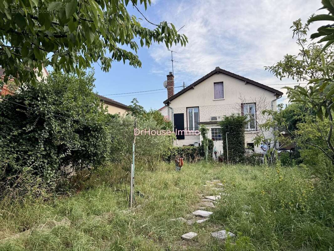 Maison 77 m² à Livry-Gargan  - photo 10