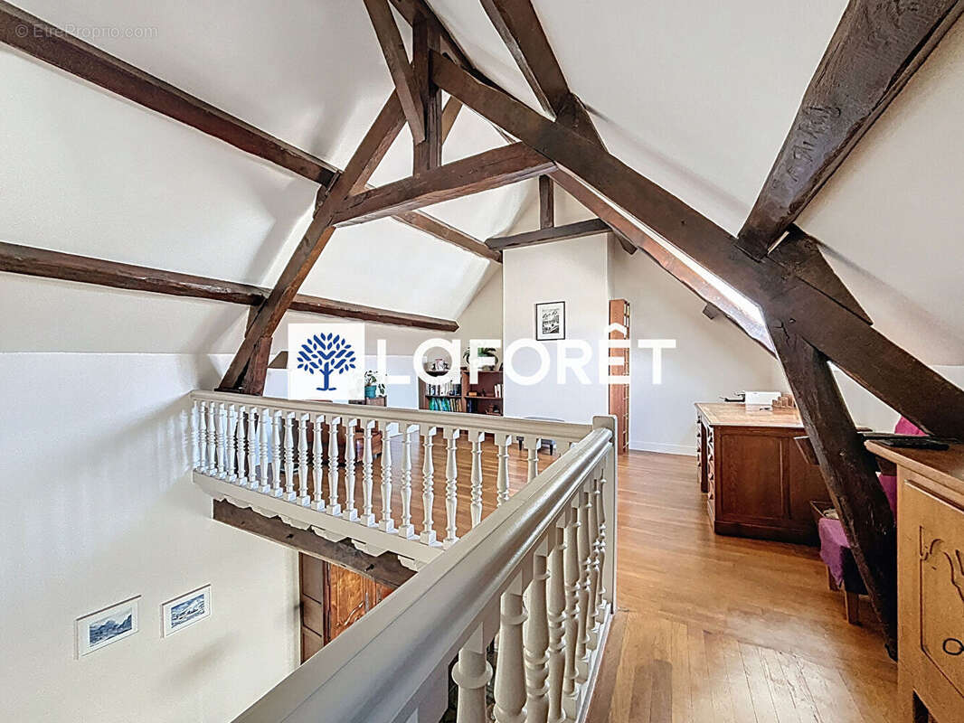 Maison à FEUCHEROLLES