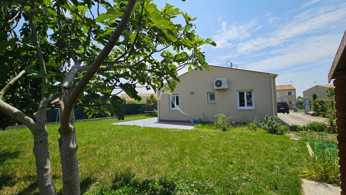 Maison à ECHILLAIS