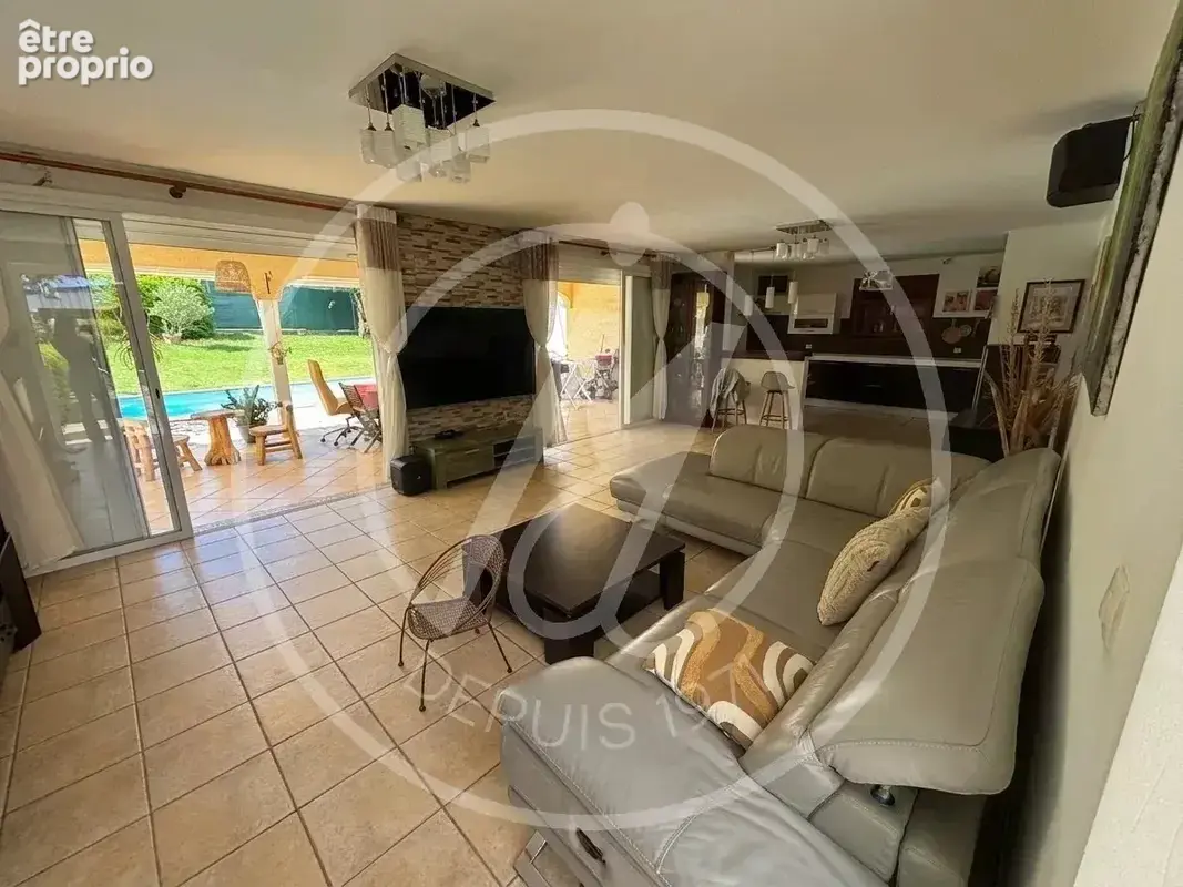 À vendre : maison t4 de plain-pied + studio à baie-mahault (houelbourg) — 820 000 € - photo 6