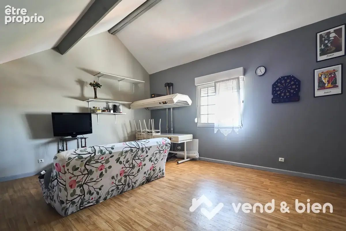 Maison T7 jardin, garage , cave - photo 14