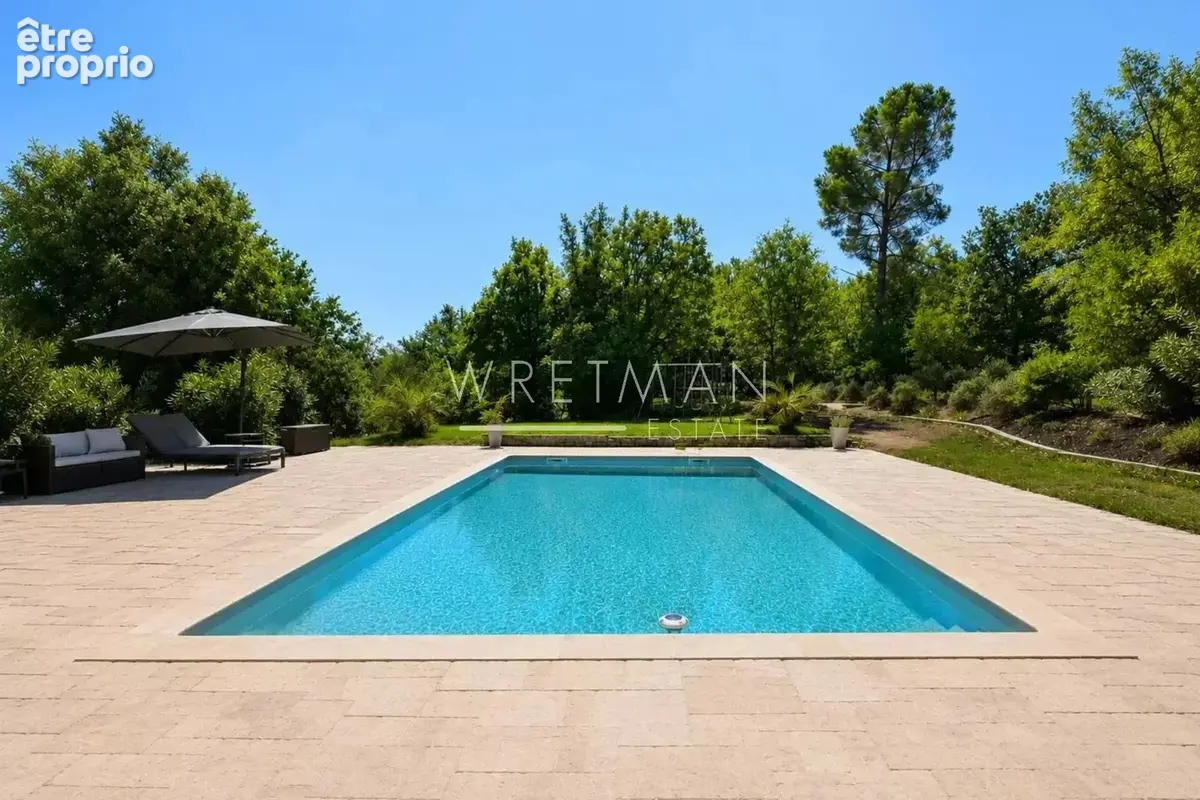 Belle villa rénovée de 250 m² avec piscine - Saint-Paul-en-Forêt - photo 3
