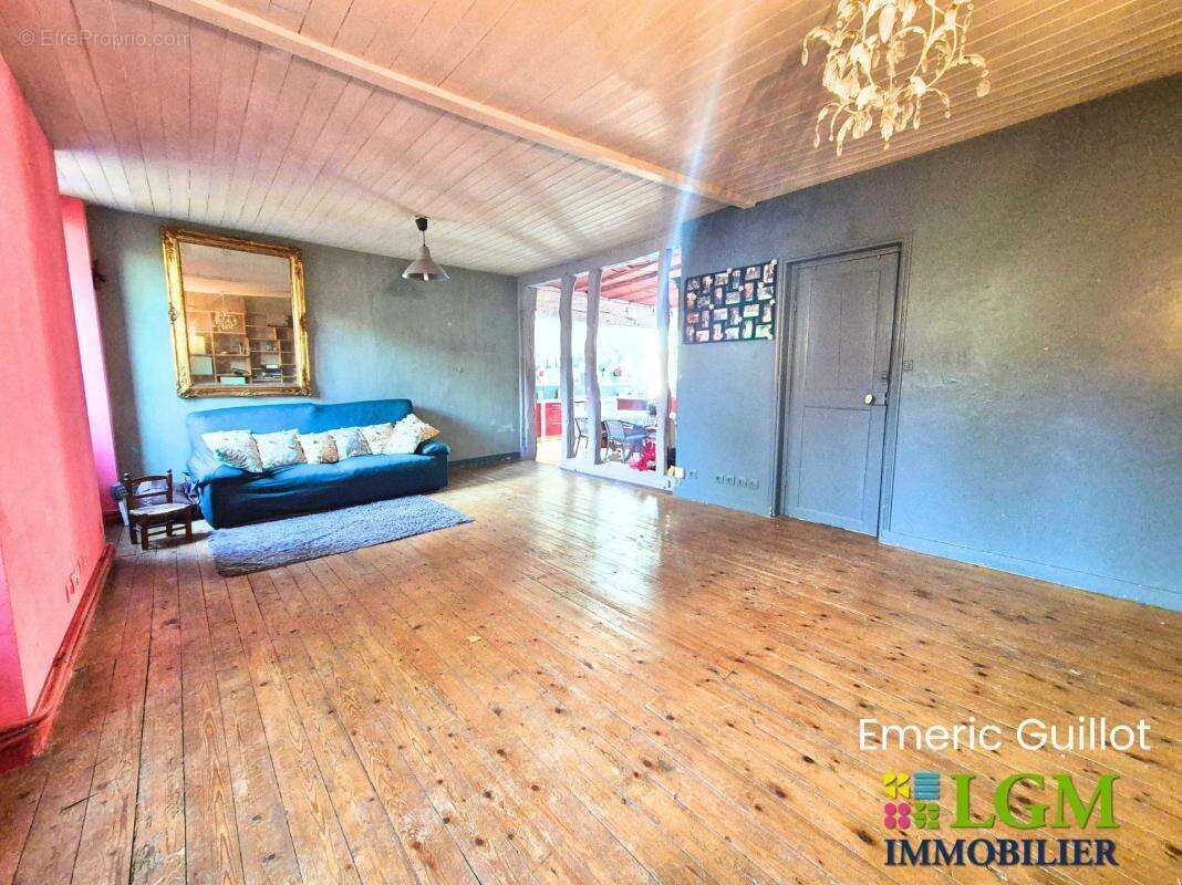 Maison familiale – 185 m² habitables – 5 chambres – Grand bureau - Atelier - Grande Terrasse couverte - Porche - Cave – Morée (4 - photo 7