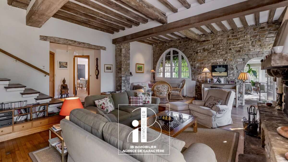 Maison à BOURRON-MARLOTTE