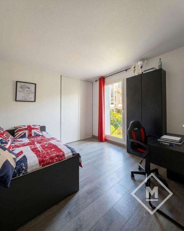 Appartement à MARSEILLE-9E