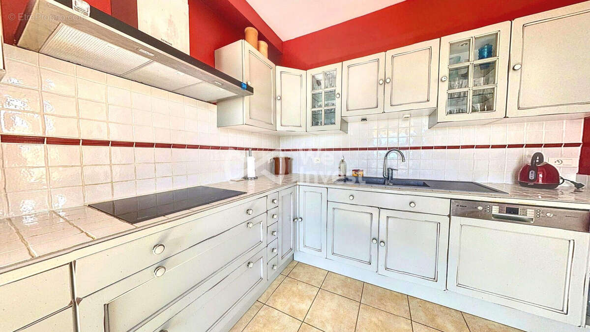 Maison à LE CASTELLET