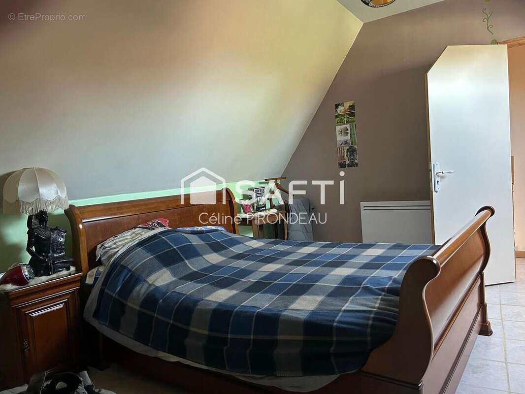 Maison 117 m² à Vernoil  - photo 5