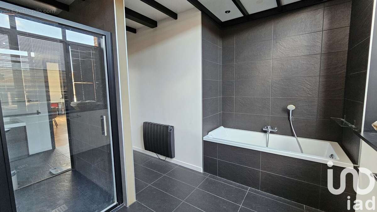 Photo 6 - Commerce à ARMENTIERES