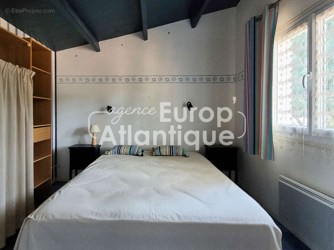 Maison à LES MATHES