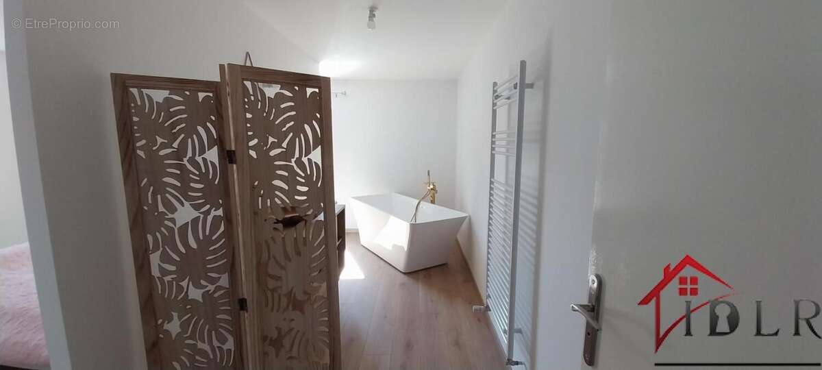 Maison à FOUGEROLLES