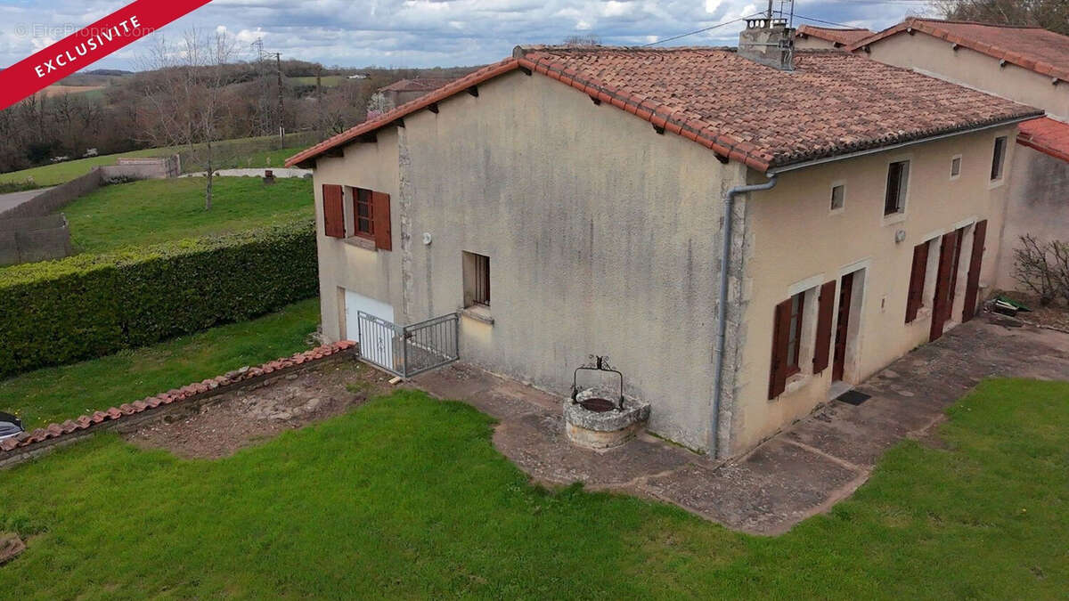 Maison à TAIZE-AIZIE