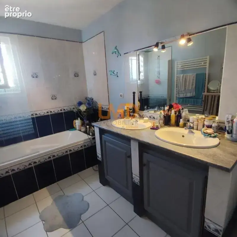 Villa familiale 5 chambres  avec piscine et jardin arboré - photo 7