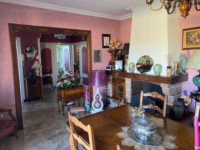 Maison à MONTREVEL-EN-BRESSE