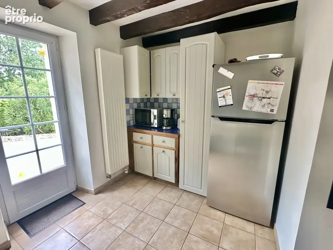 Maison familiale de plain-pied avec piscine, grand garage et potentiel d'agrandissement - photo 7