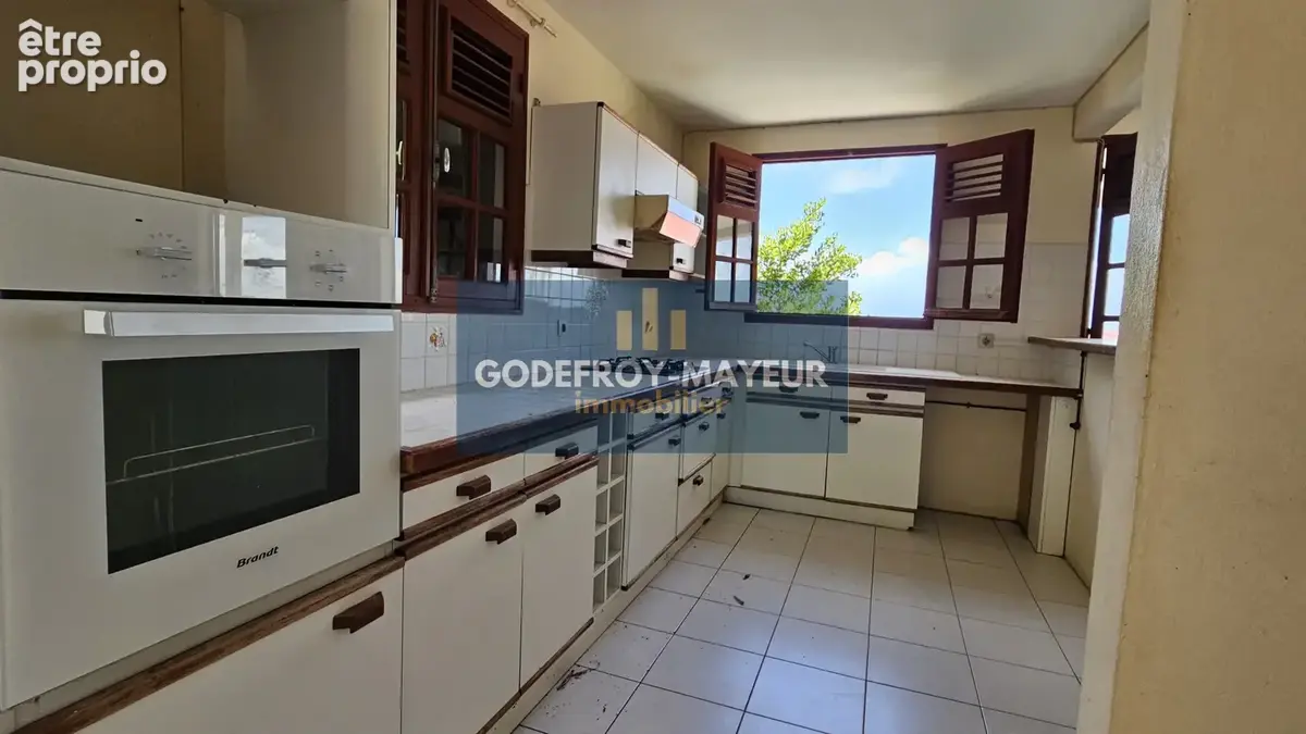 Maison de 4 chambres avec travaux - Vue mer - Le Gosier - photo 7
