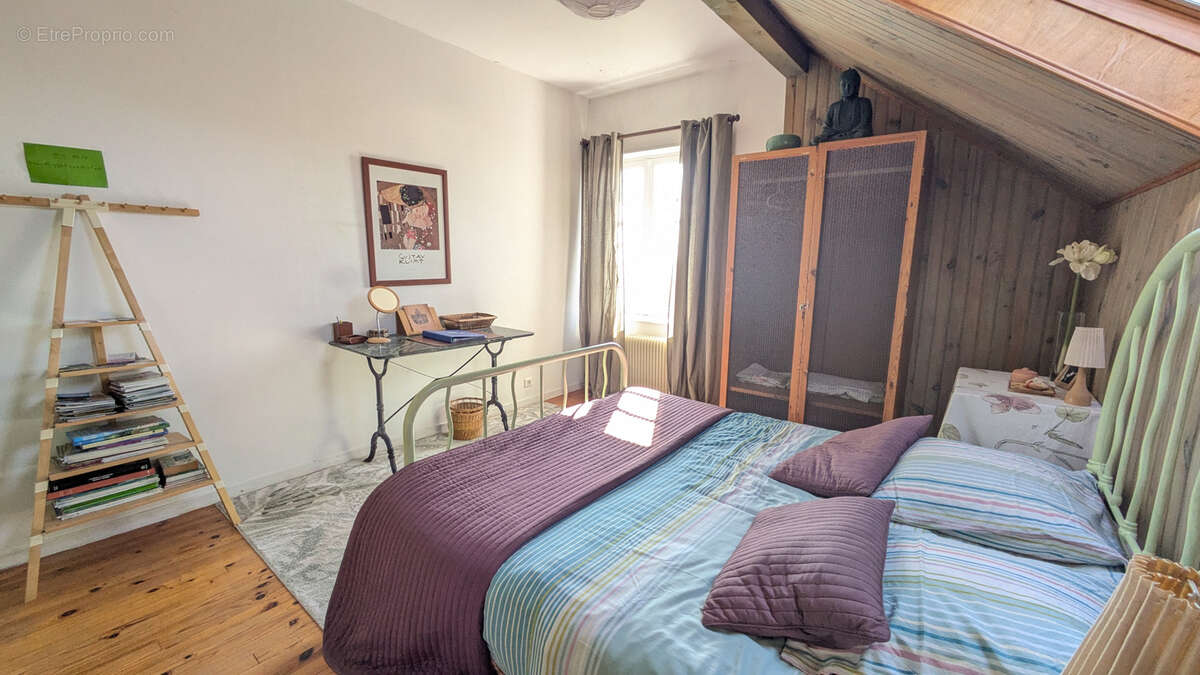 Maison à CHATELGUYON