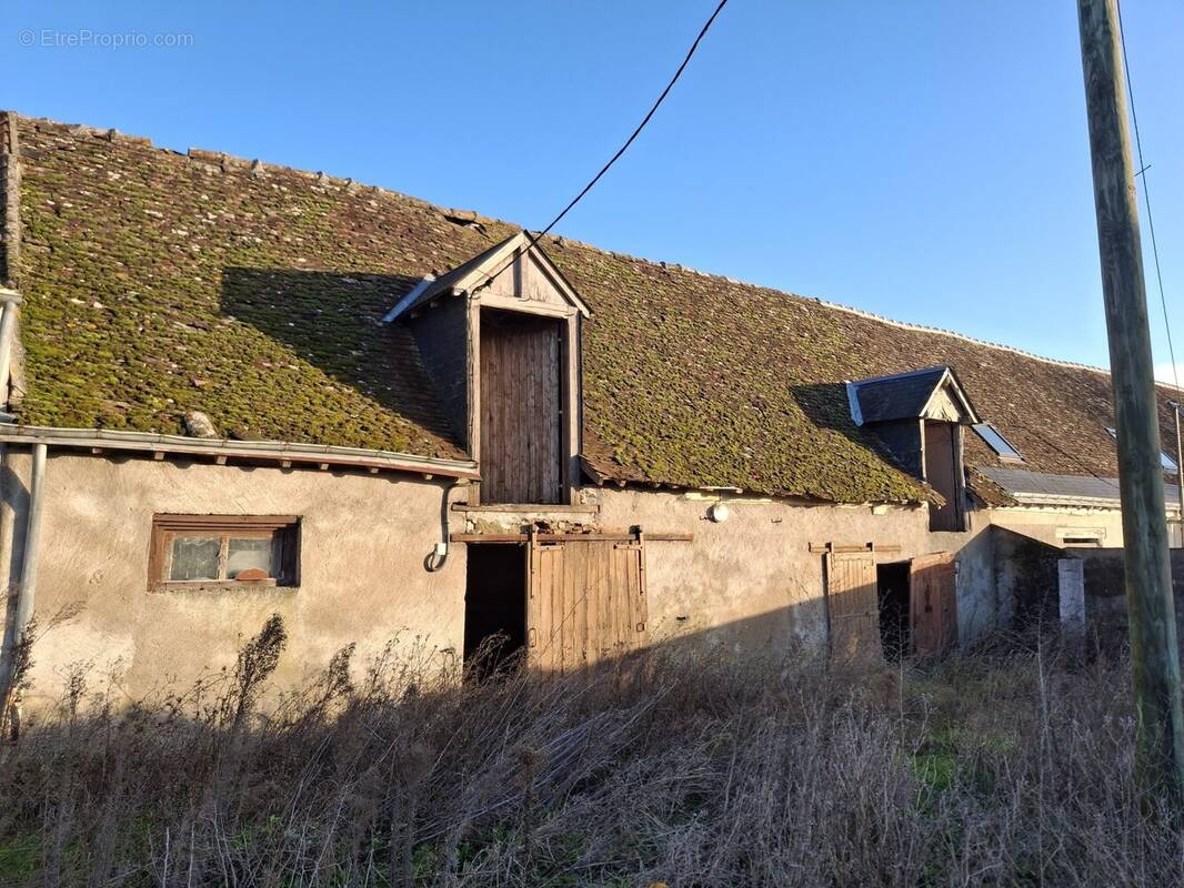 Maison à AZAY-SUR-CHER
