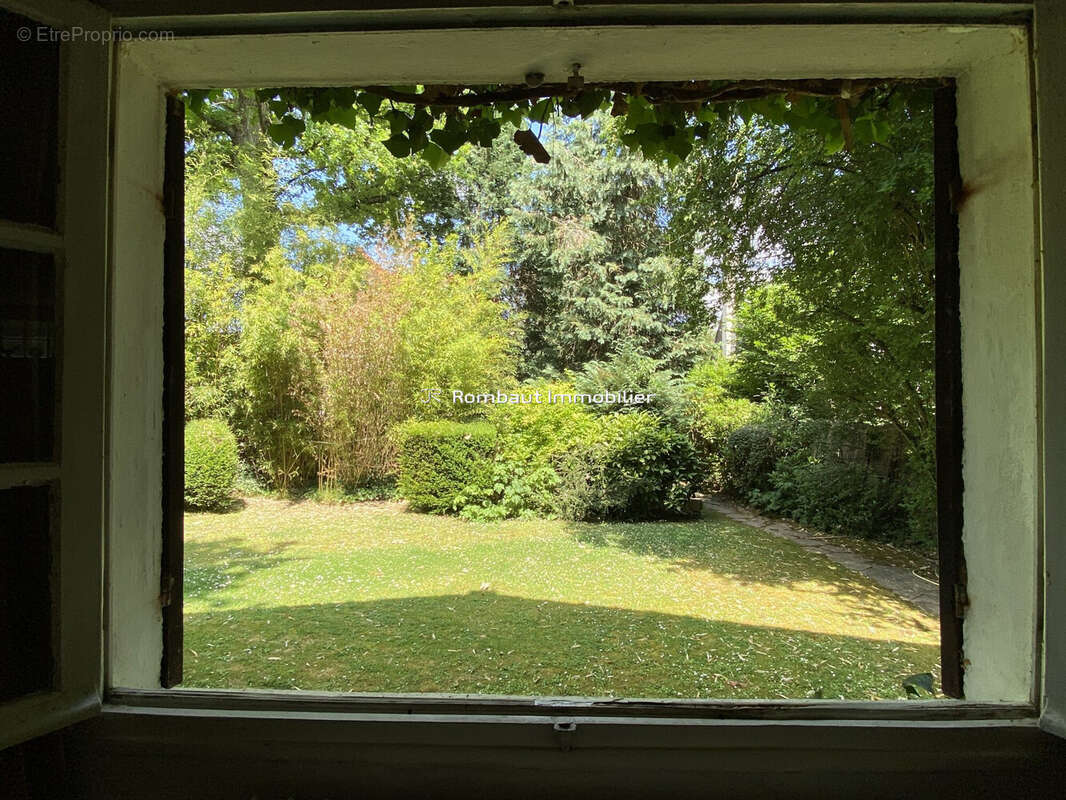 Maison à LA CELLE-SAINT-CLOUD