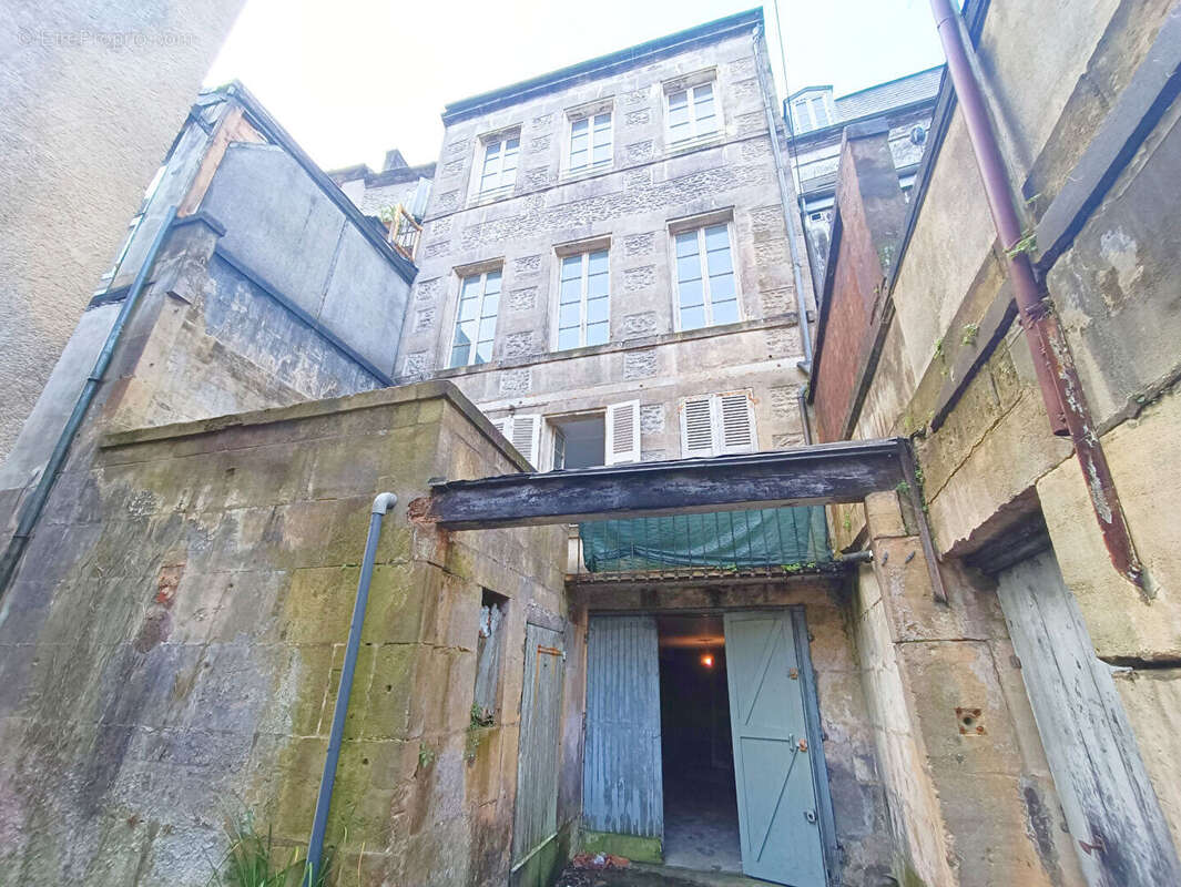 Appartement à COGNAC