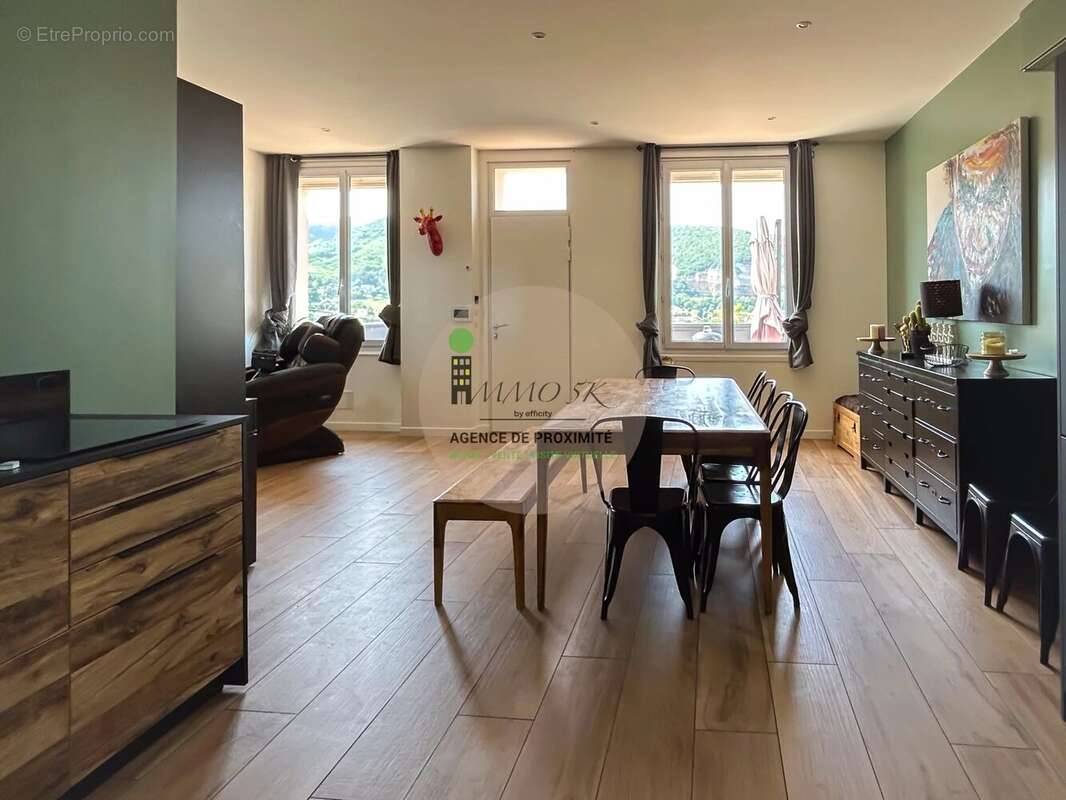 Maison à ROCHETAILLEE-SUR-SAONE